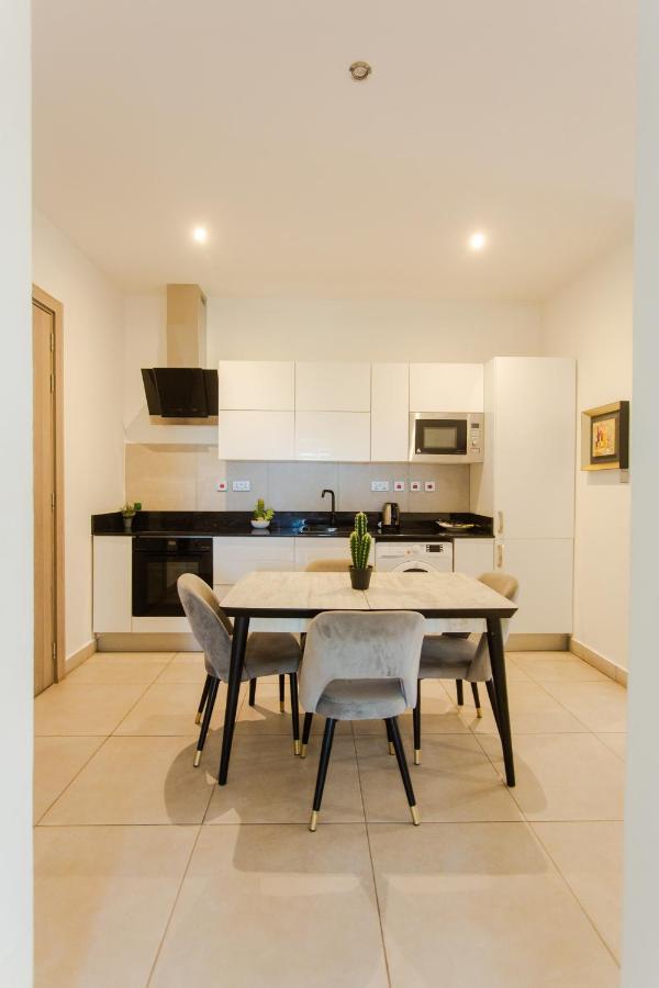 Accra Luxury Apartments @ Pine Court Exterior foto